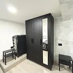 Luxury Valentino * Νάπολη
