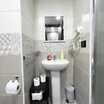 Luxury Valentino Νάπολη