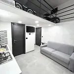 Luxury Valentino Νάπολη