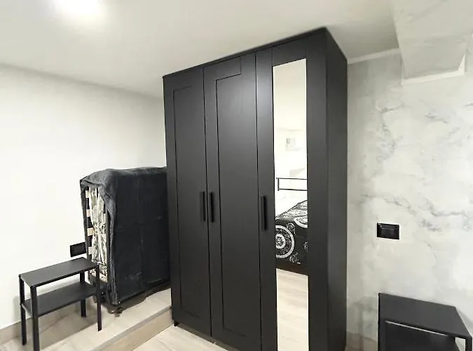 Luxury Valentino * Νάπολη