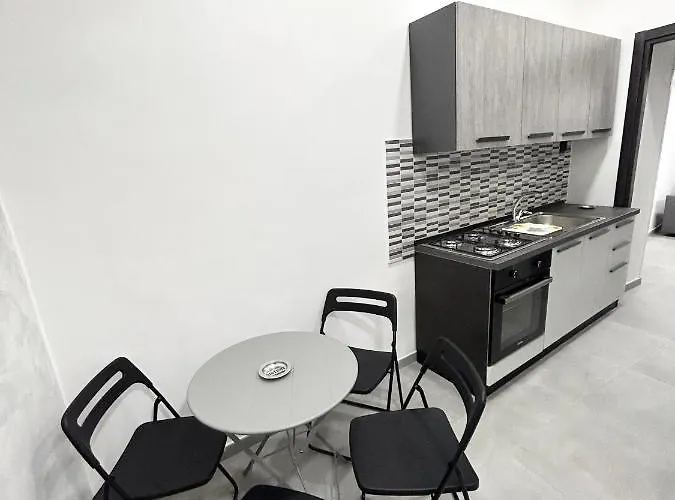 Luxury Valentino * Νάπολη