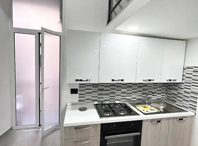 Luxury Valentino Νάπολη